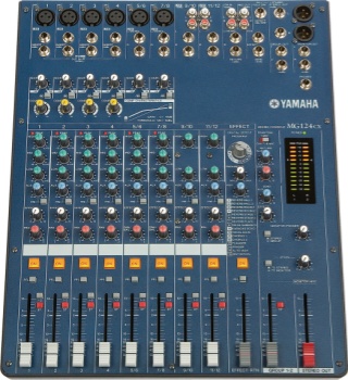 Yamaha MG124CX Mixer