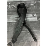 Union Station USA-50 Padded Faux Leather Guitar Strap Black