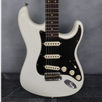 Fender Custom Shop Postmodern Stratocaster RW Journeyman Relic Aged Olympic White Electric Guitar