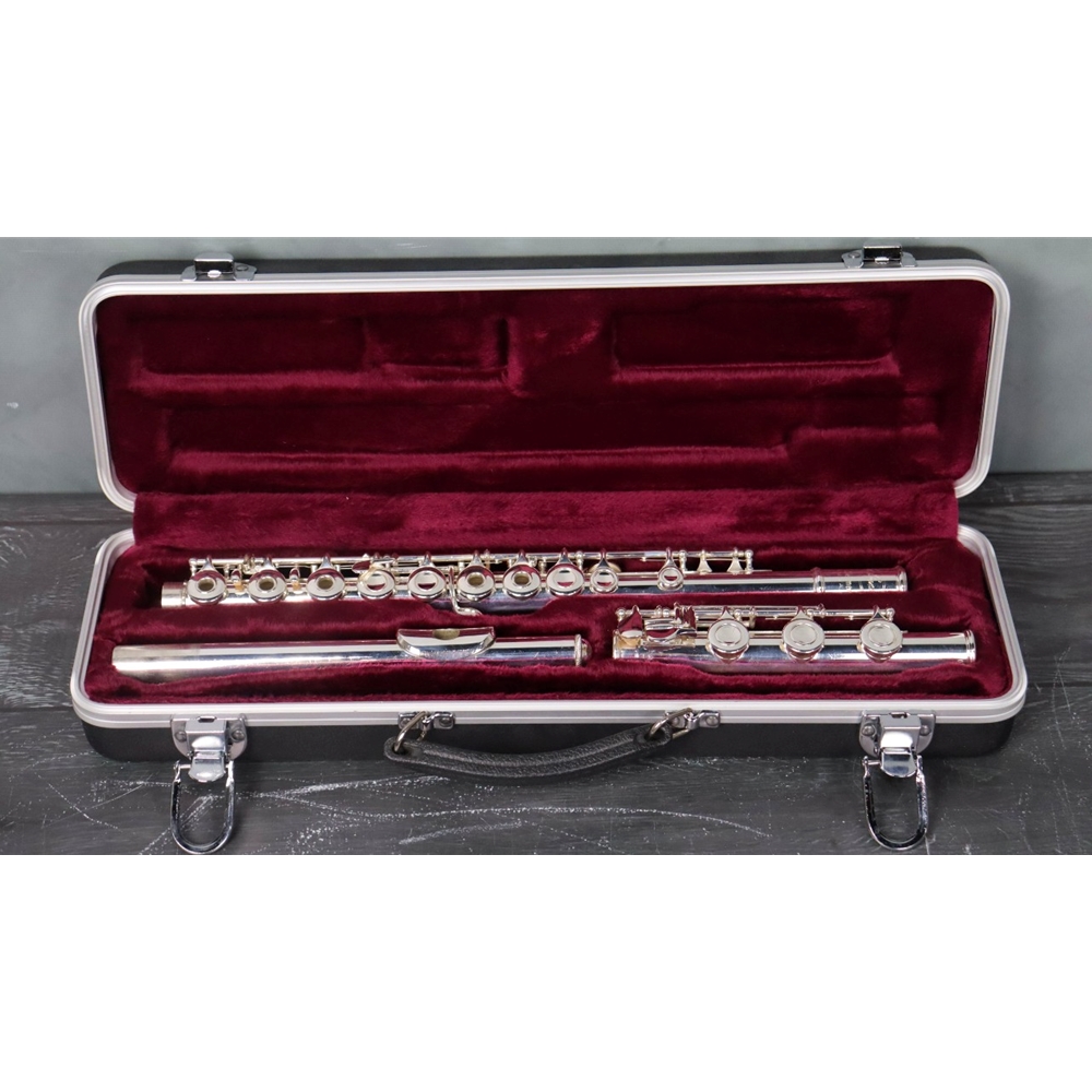 Selmer Signet Open Hole Professional Flute w Solid Silver Head Body Foot Pre Owneda