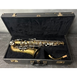 Selmer Bundy Bb Alto Sax Pre-owned
