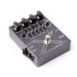 Darkglass Microtubes X7 Bass Preamp Effect Pedal