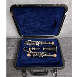 Selmer Soloist Bb Clarinet Wood Preowned