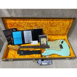 Fender Limited Edition '60 Stratocaster Journeyman Relic, Faded Aged Surf Green Electric Guitar
