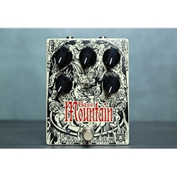 Frost Giant Electronics Bass Mountain Distortion Fuzz Bass Effect Pedal