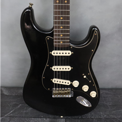 Fender Custom Shop Postmodern Stratocaster RW  Journeyman Relic Aged Black Electric Guitar