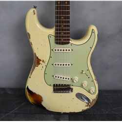 Fender Custom Shop 61 Stratocaster Heavy Relic Aged Vintage White Over 3 Color Sunburst Electric Guitar