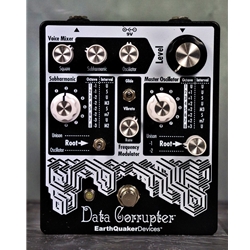 Earthquaker Data Corrupter Effect Pedal Preowned