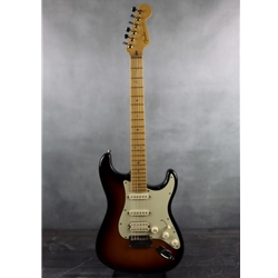 2005 Fender Deluxe Stratocaster Electric Guitar Preowned