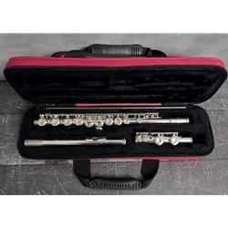 Yamaha YFL225SII Student Flute Preowned